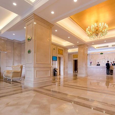 Vienna Hotel Shenzhen Shuiku New Village Exterior foto